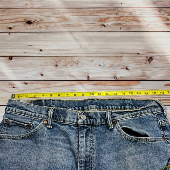 Levi’s 550 Jeans Size 40 x 32 - Picture 7 of 8